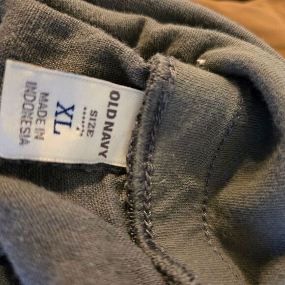 Old Navy Gray Y2K Wide-Leg Foldover Lounge Pants - Picture 5 of 6